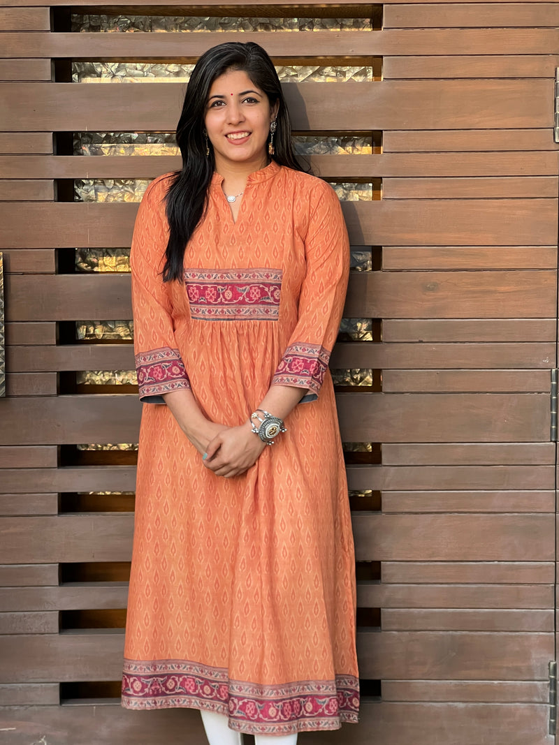 Bhavya Ikkat-Pichwai Kurta With Dupatta-Kurta with dupatta-Ekana Label