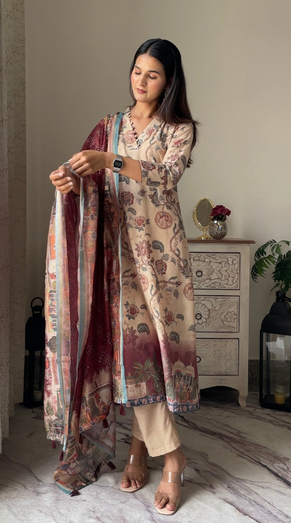 Aanishka V-Neck Kalamkari Beauty Suit Set-Suit Set-Ekana Label