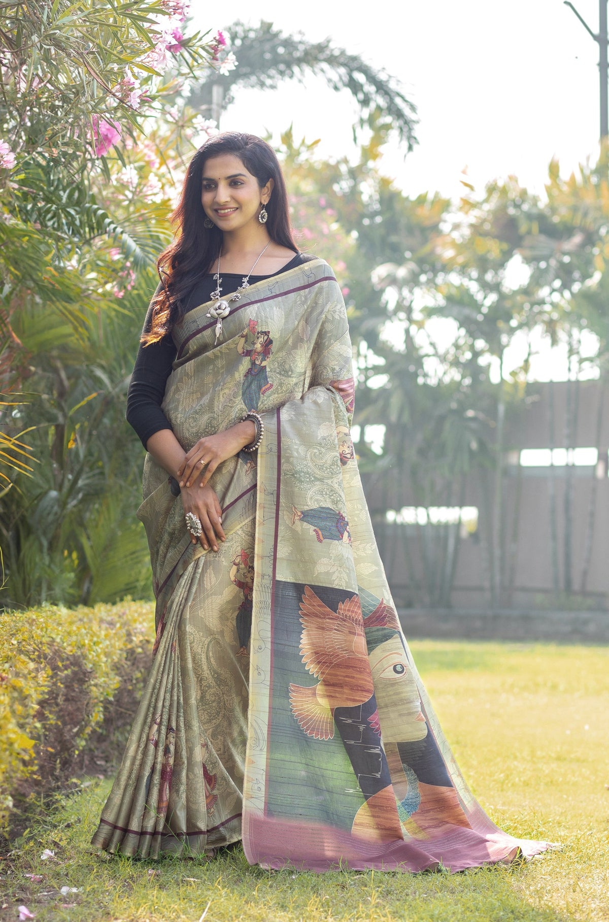 Navratan Stri Saree-Ekana Label