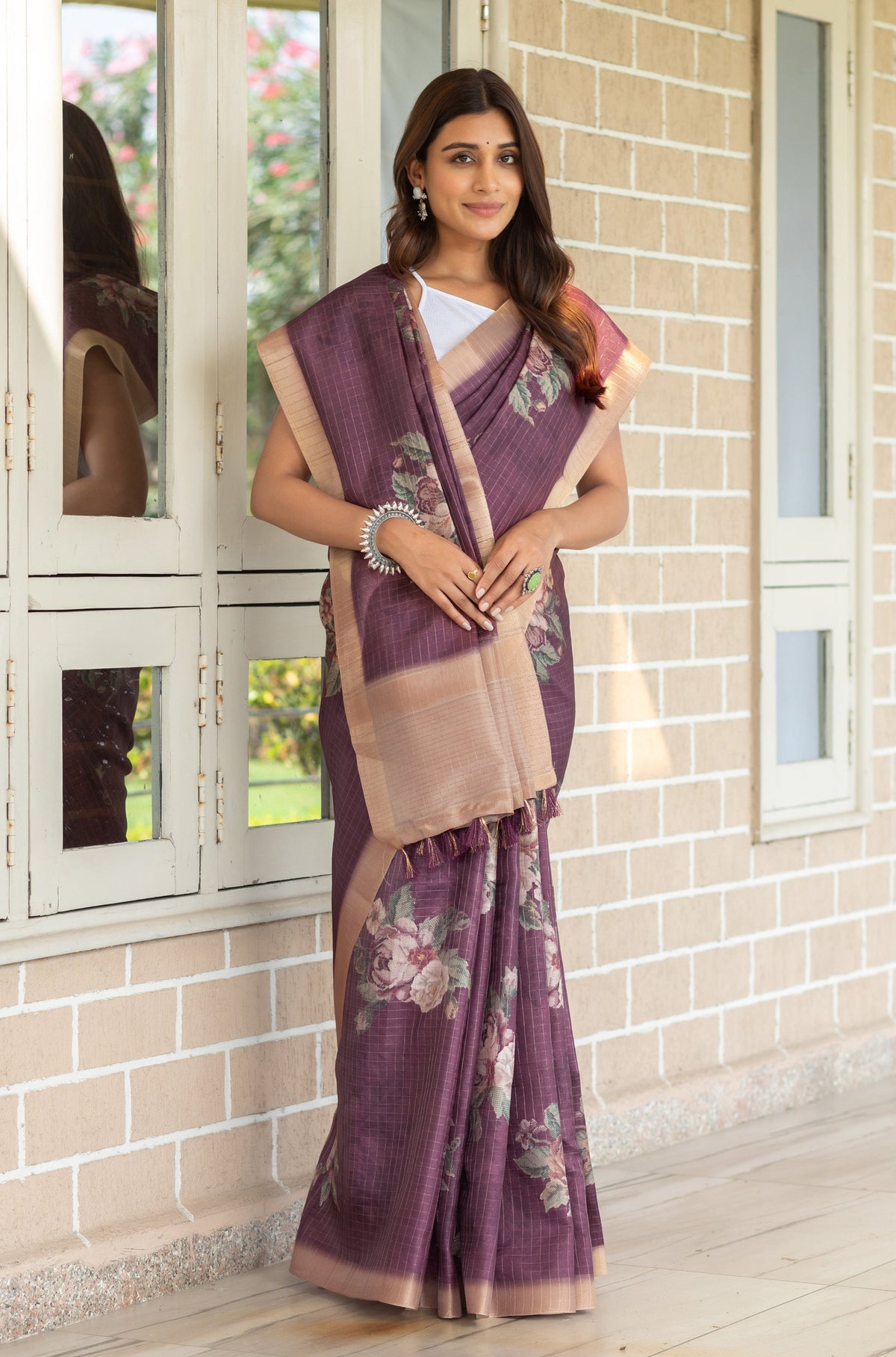 Anmol pushp Vastra Saree-Ekana Label