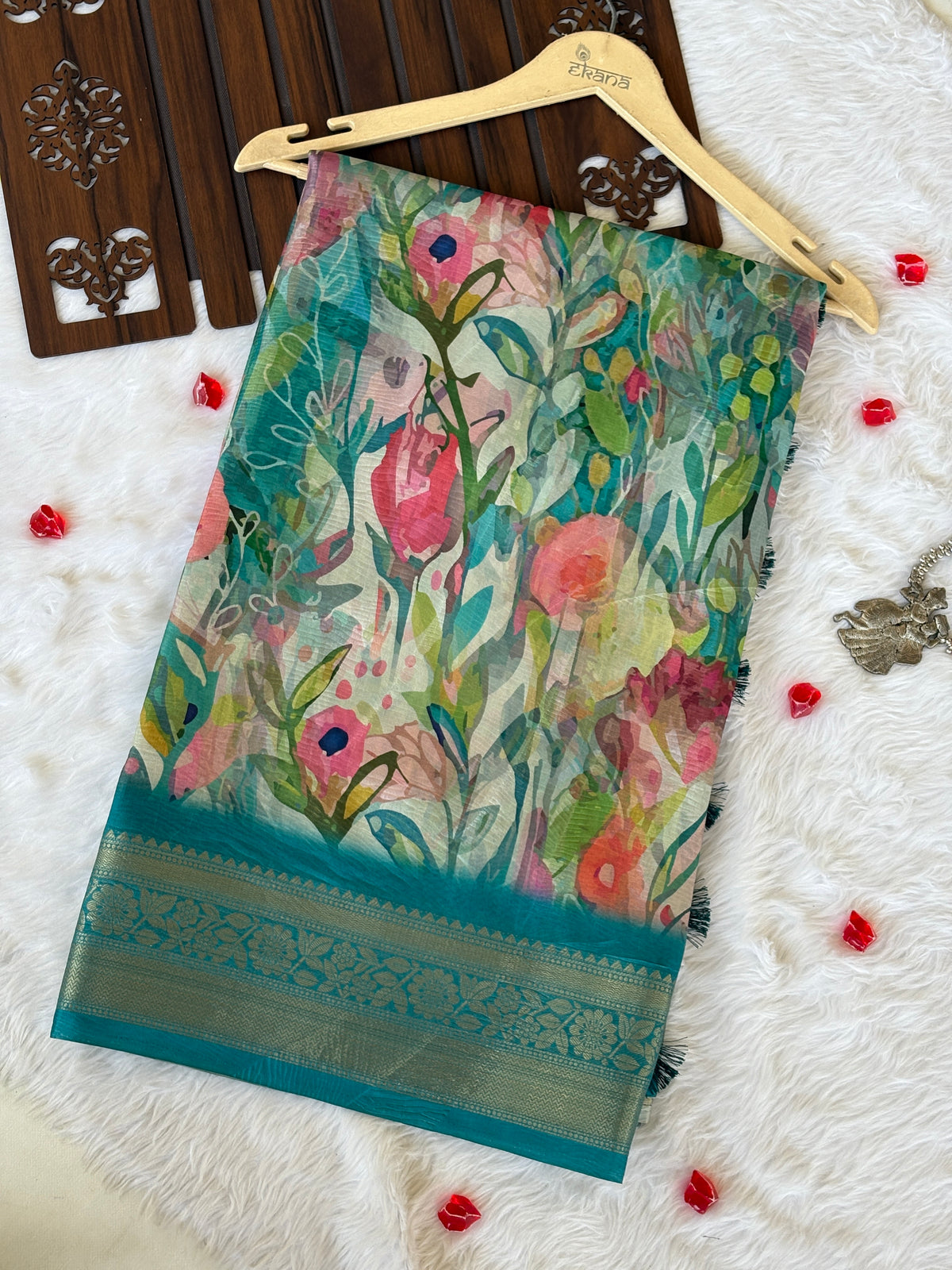 Kavya Vibrant Bloom Saree