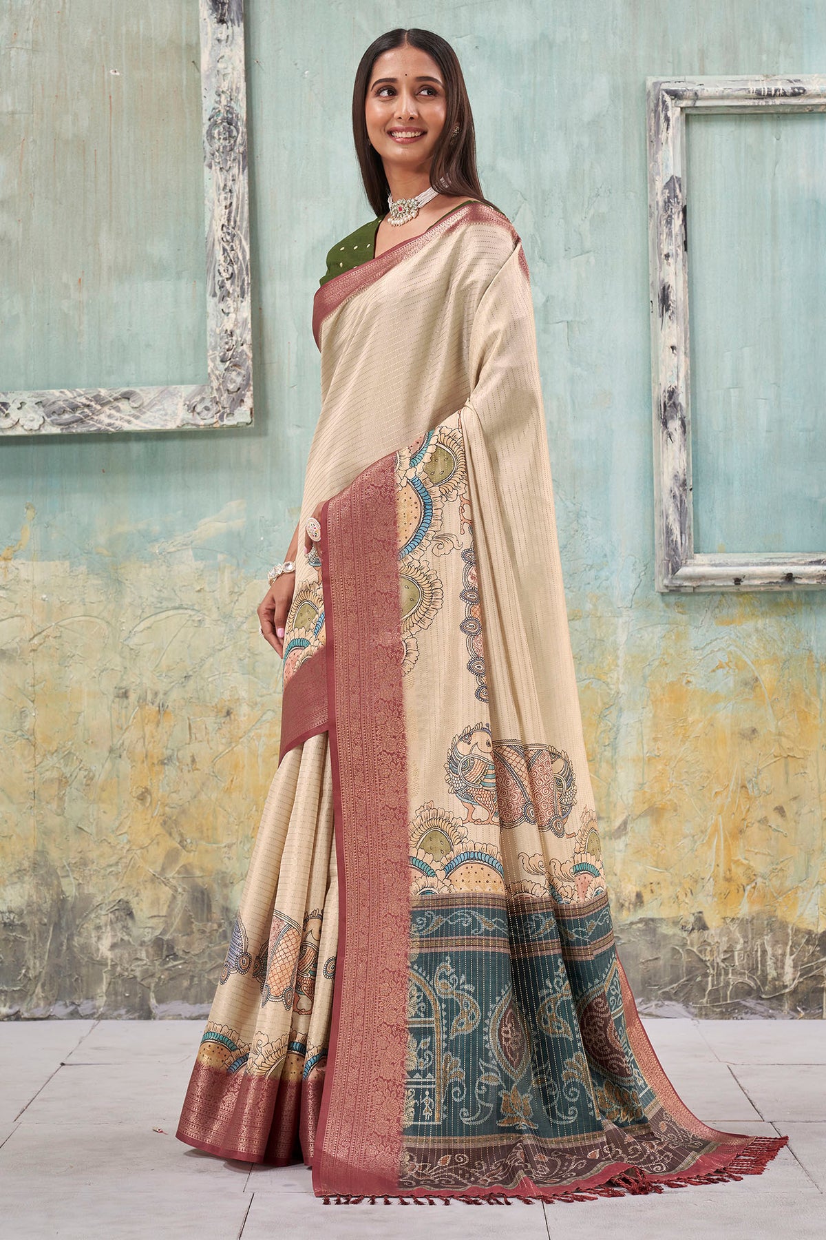 Pehchan Peacock Saree